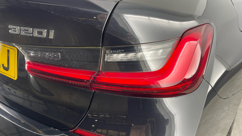 BMW 3 Series 320i M Sport 4dr Step Auto Petrol Saloon